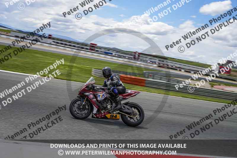 cadwell no limits trackday;cadwell park;cadwell park photographs;cadwell trackday photographs;enduro digital images;event digital images;eventdigitalimages;navarra;no limits trackdays;peter wileman photography;racing digital images;trackday digital images;trackday photos
